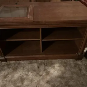 Tv stand. Missing hardware to the doors