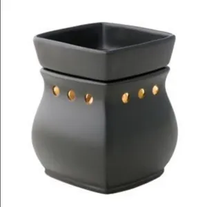 NIB Classic Satin Black Warmer