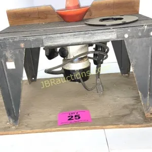 CRAFTSMAN ROUTER AND ROUTER TABLE