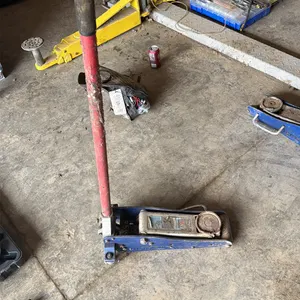 Blue Hydraulic Floor Jack