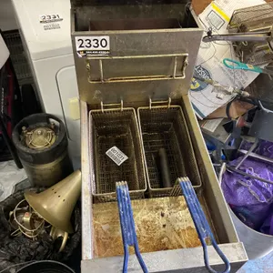 LP GAS FRYER NO ASSISTANCE TO LOAD **ITEM HAS NOT