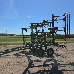 John Deere 25Ft Cultivator