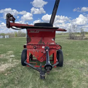 RENN RMC24 Grain Roller w/ Unloading Auger, 540 PTO., P215/75R15 Tires, 1 Owner
