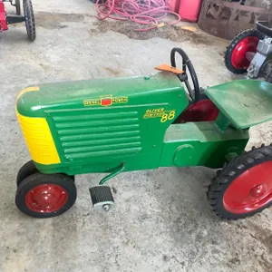 Oliver 88 Row Crop Pedal Tractor