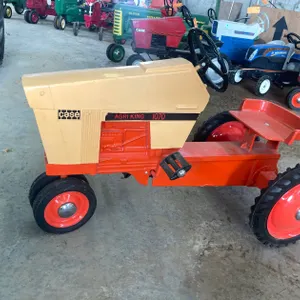 Case Agri King 1070 Pedal Tractor