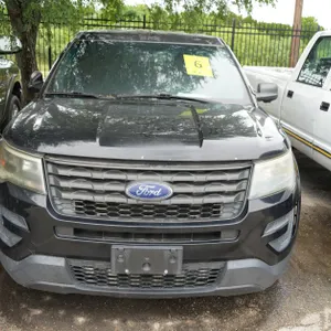 2016 Ford Explorer - Will Need to be Towed