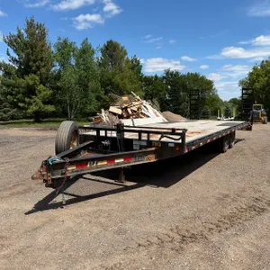 2018 PJ Deckover Trailer