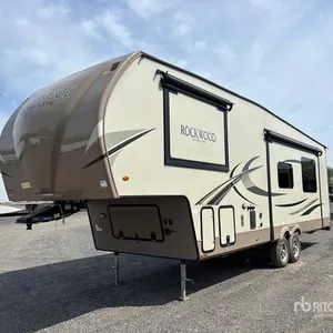 2018 Forest River Rockwood 2880W 30 ft 1 in T/A Travel Trailer