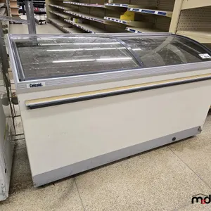 Celcold 5'x26"x35" Sliding Door Freezer
 UNRESERVED