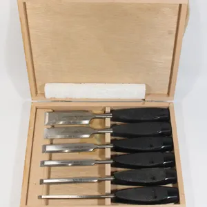 SANDVIK SWEDISH CHISEL SET IN CASE
