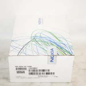 VINTAGE NOKIA CELL PHONE WITH BOX