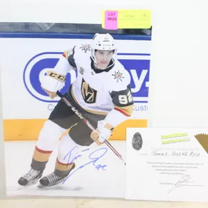 TOMAS NOSEK SIGNED PICTURE 8" X 10"