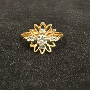 APPROX 14K LADIES RING SET WITH DIAMONDS (.01-.16CT, 2.2G)