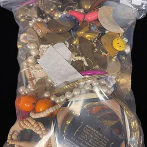 MISC COSTUME JEWELRY