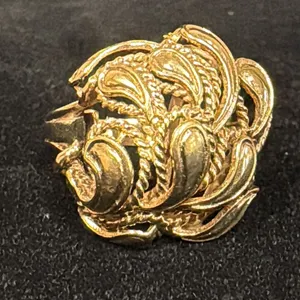 APPROX 10K LADIES RING (6.1G)
