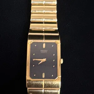 SEIKO LADIES WRISTWATCH (2Y00-2411 MODEL)