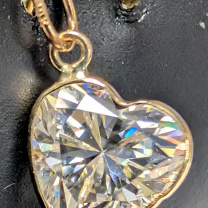 10K(0.36G), MOISSANITE (1.35CT)PENDANT, SUGGESTED RETAIL VALUE $500