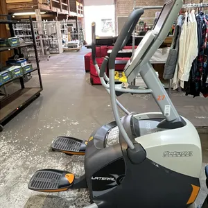 OCTANE FITNESS LATERALX ELLIPTICAL TRAINER