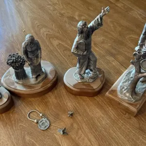 4 Michael Ricker Pewter Figurines on Bases