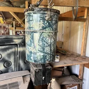 Portable Bucket Feeder