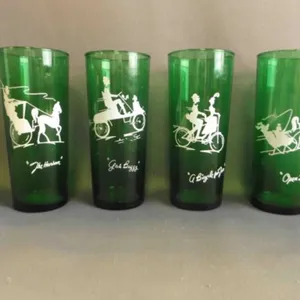 Vintage Anchor Hocking "Gay Nineties" Forest Green