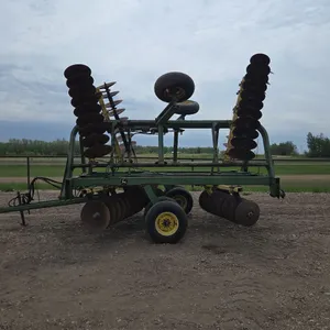 24 FT John Deere Disc