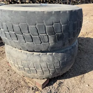(2) 20.5 R25 Loader Tires