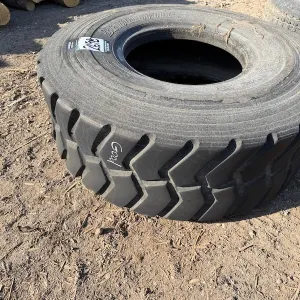 Bridgestone 20.5 x 25 Loader Tire