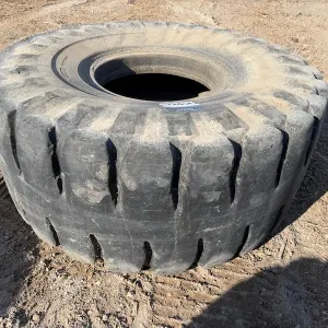 (1) Yokohama 26.5 x 25 Rock Tire