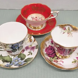 Teacups & Saucers