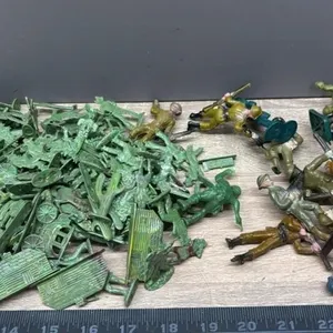 Quantity of Vintage Canada/USA Toy Soldiers &