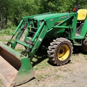 JD 4710 Tractor w/loader
