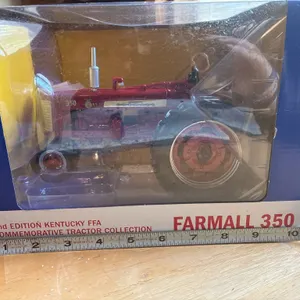 Farmall 350 diecast