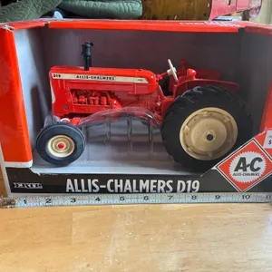 Allis Chalmers D19 diecast