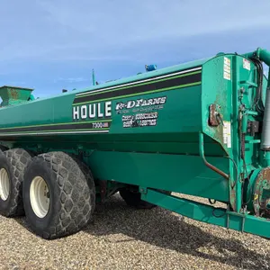 2004 Houle 7300 Gallon Manure Tanker