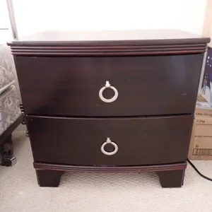 Ashley Furniture Pinella Nightstand