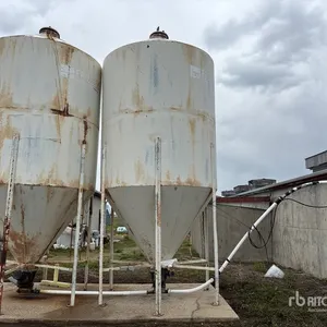 Friesen +/- 12 ton Smooth Wall Hopper Grain Bin