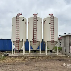 Friesen +/- 16 ton Smooth Wall Hopper Grain Bin