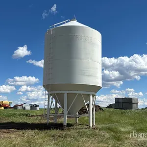 Friesen +/- 1800 bu Smooth Wall Hopper Grain Bin