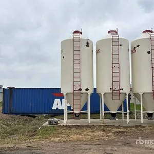Friesen +/- 16 ton Smooth Wall Hopper Grain Bin