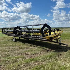 2001 Honey Bee SP36 36 ft Draper Combine Header