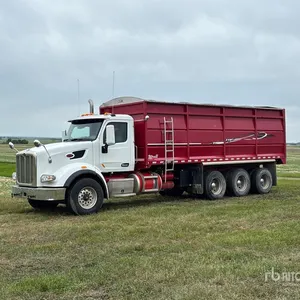 2017 Peterbilt 567 8x6 Grain Truck