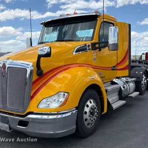 2021 Kenworth T680 semi truck