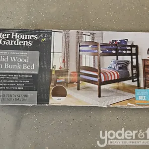 Better Homes and Garden Bunk Bed 