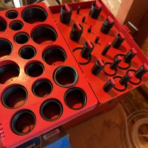 Power Fist set with 407 O-rings in various sizes. Includes storage case and detailed size chart. Sui