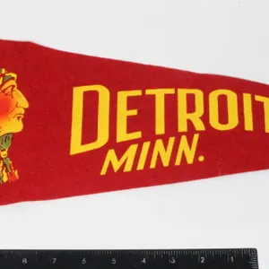 LETHBRIDGE JUNE 27 WORLD ANTIQUES AND COLLECTIBLES AUCTION