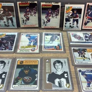 14 Mike Bossy Hockey Cards *SC. Unknown