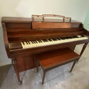 Story & Clark Piano w/Bench