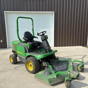 John Deere Mower 1445 Mower S/N TC1445D100556