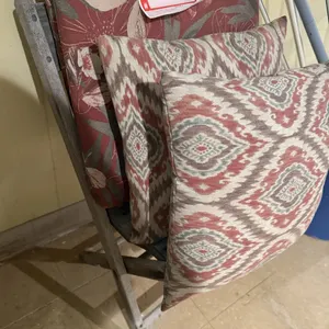 Folding chair and pillow pillows